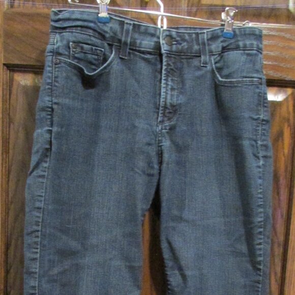 Size 10 NYDJ Dark Denim Bootcut - Picture 1 of 5